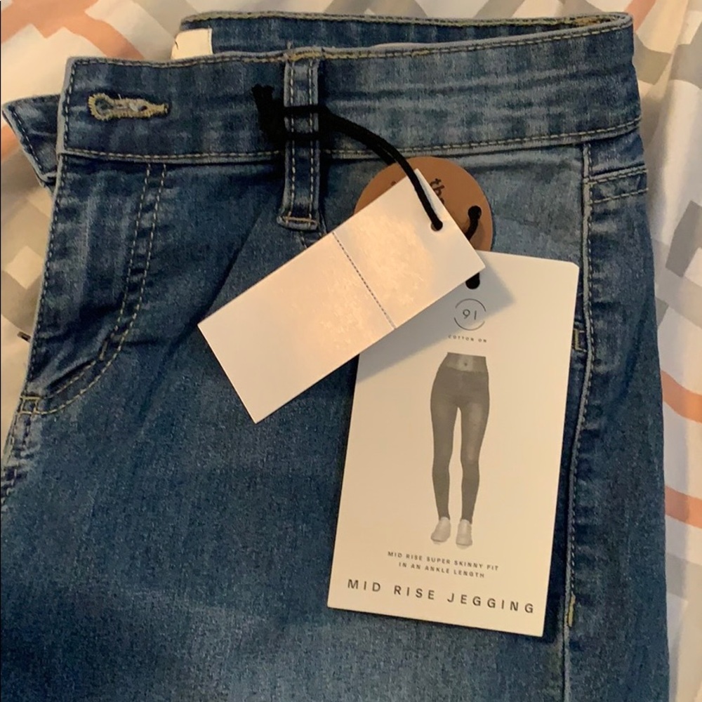 Jeans